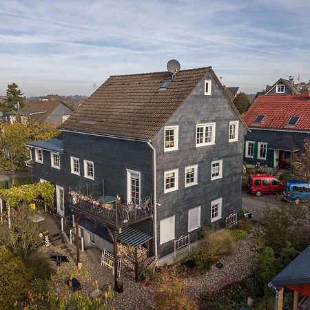 Zum Schieferhaus Apartman Wermelskirchen Kültér fotó