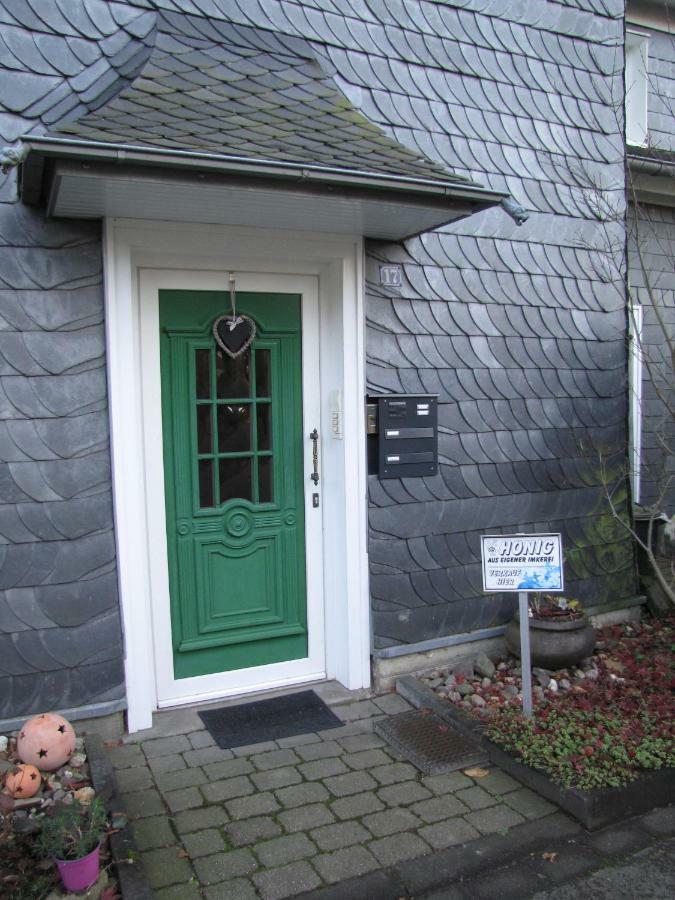 Zum Schieferhaus Apartman Wermelskirchen Kültér fotó